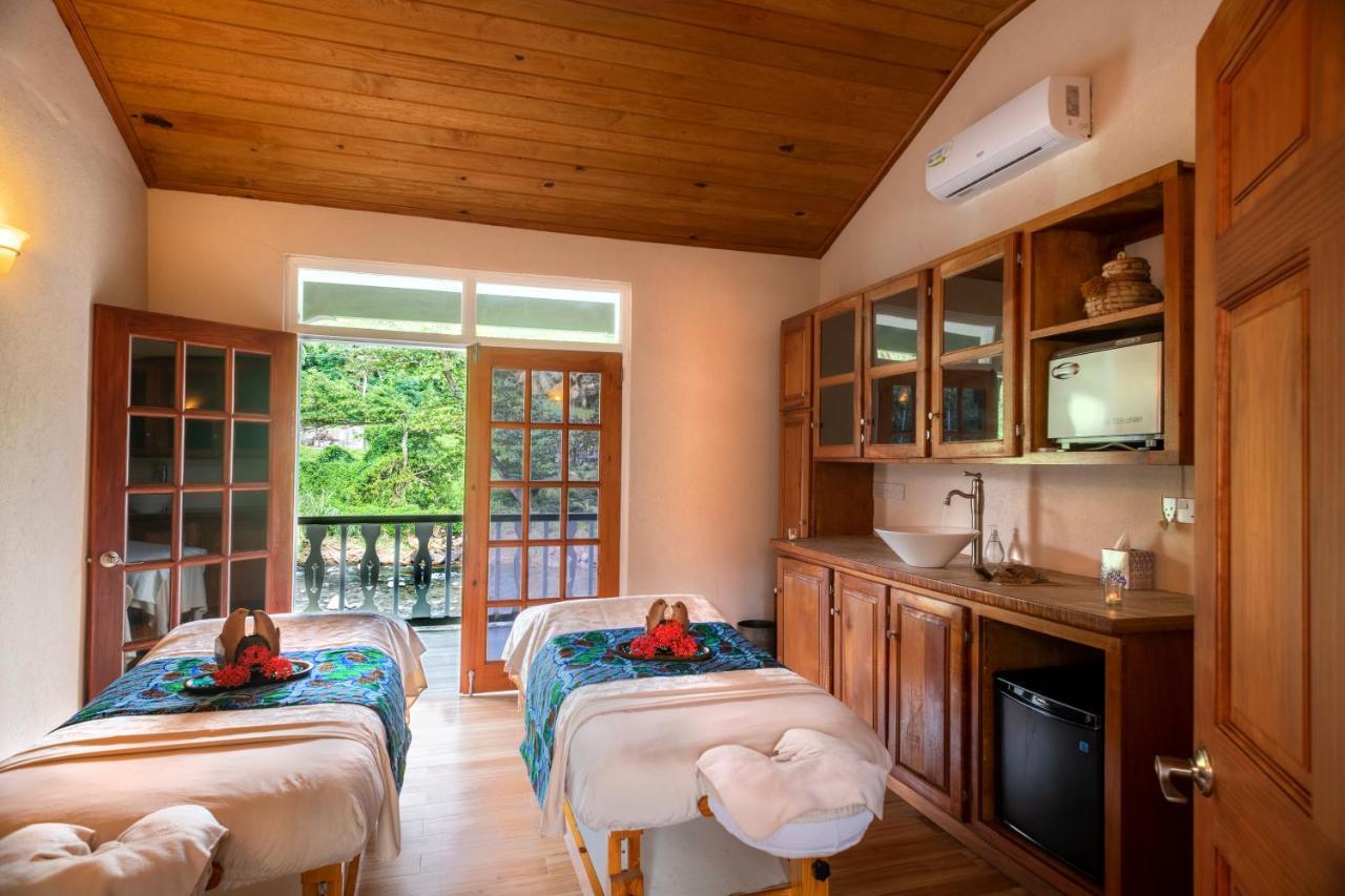 Rosalie Bay Eco Resort & Spa Exterior photo